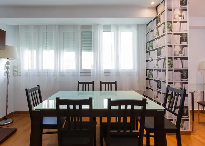 El Velero En La Playa Victoria Grupo Ac Gestion كاديز