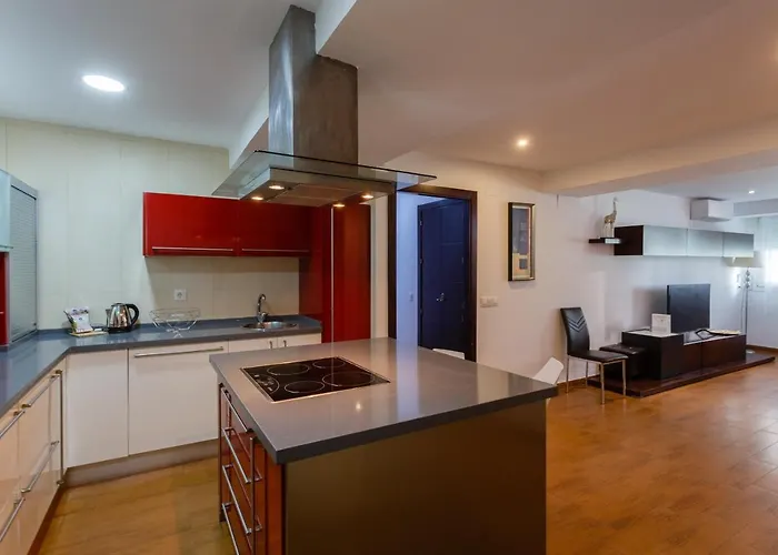 El Velero En La Playa Victoria Grupo Ac Gestion