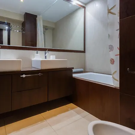 El Velero En La Playa Victoria Grupo Ac Gestion *