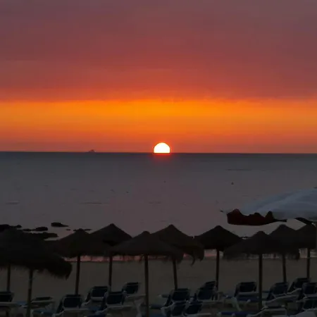 El Velero En La Playa Victoria Grupo Ac Gestion Апартаменти Кадіс
